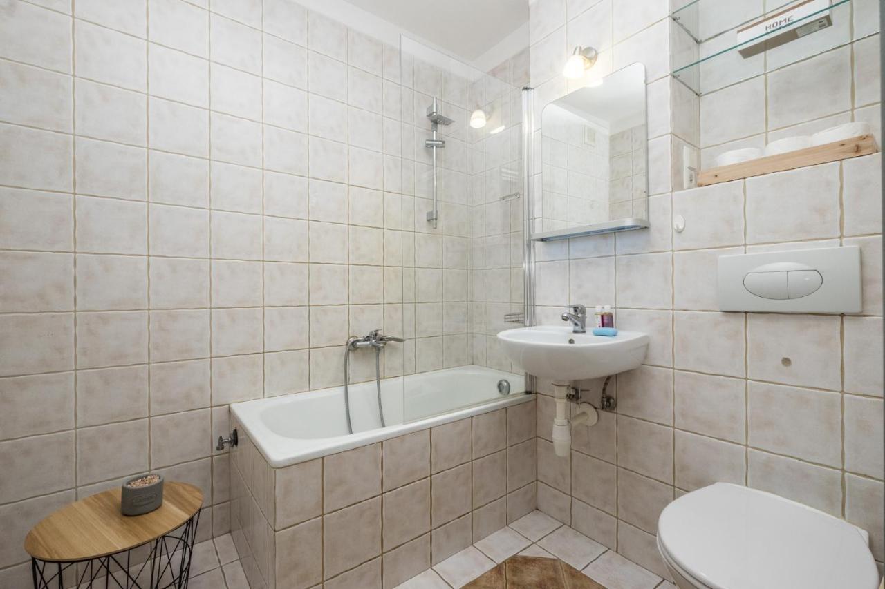 Noctis Apartment Powisle Warsawa Bagian luar foto